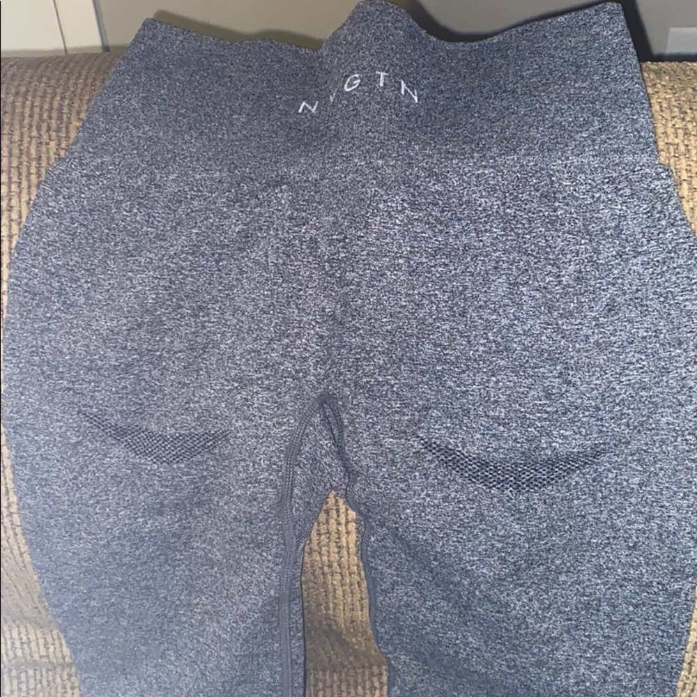 NVGTN leggings small
